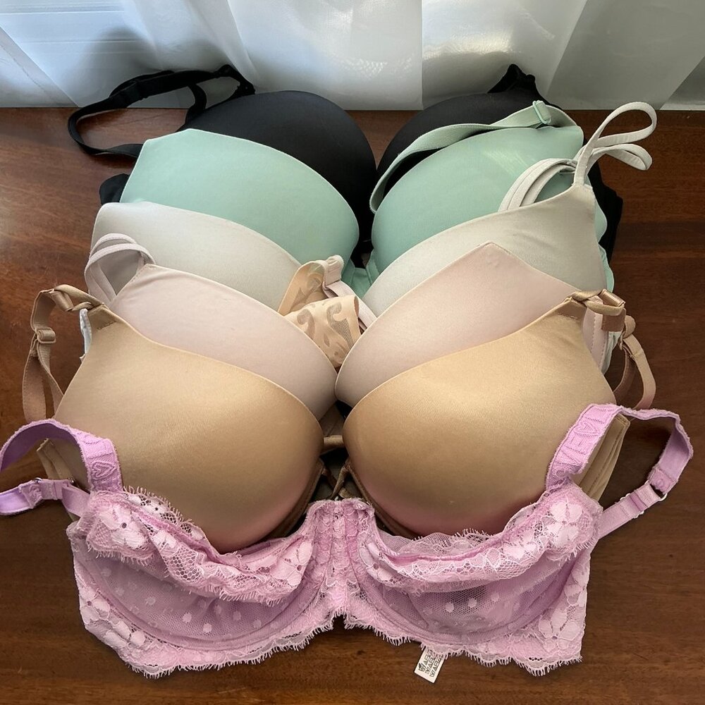 Victoria's Secret 34D Six (6) Bra Bundle